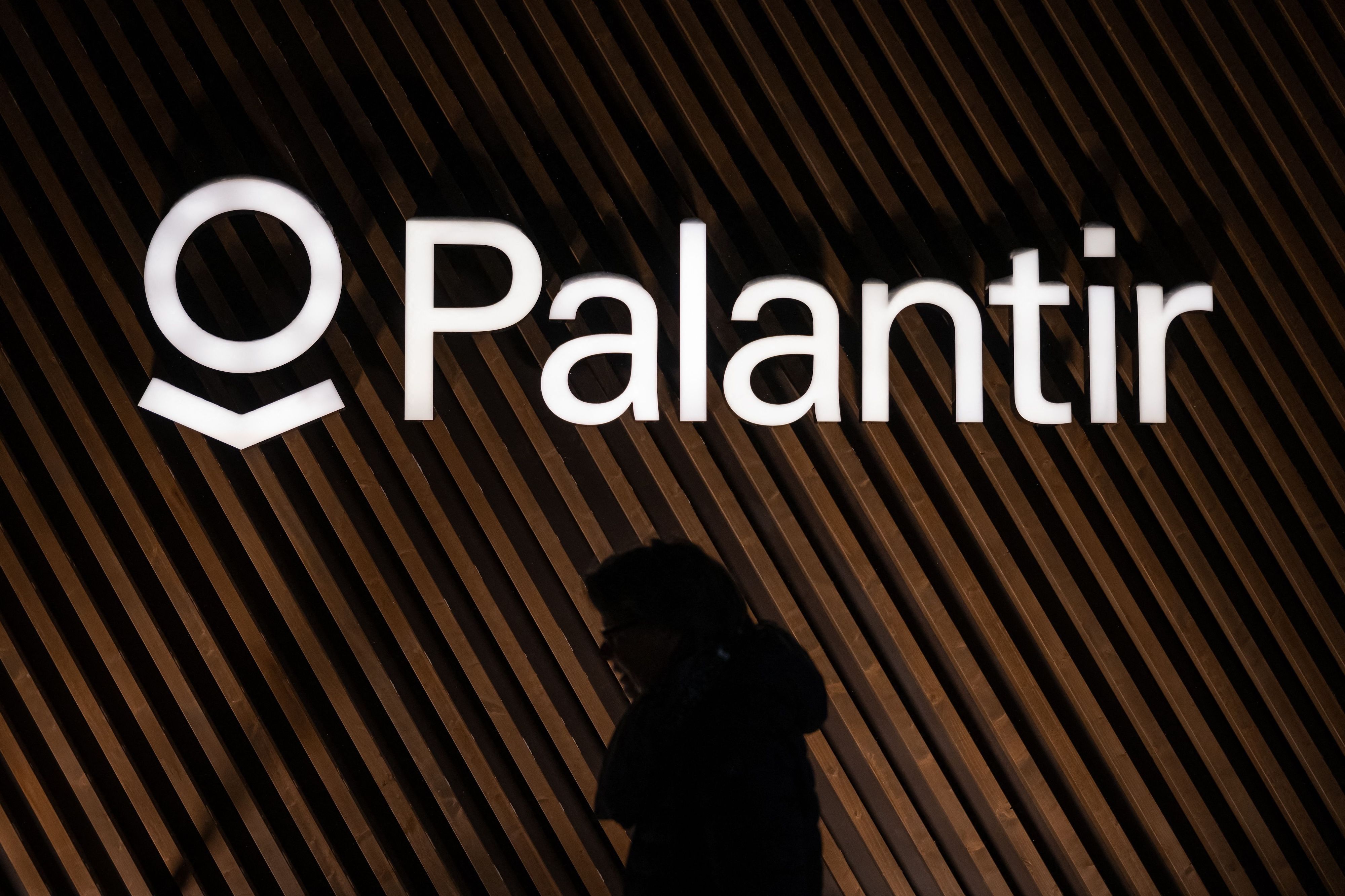 Atwood & Palmer Unload $34 Million of Palantir (NASDAQ: PLTR) Stock: Should Investors Sell Too?