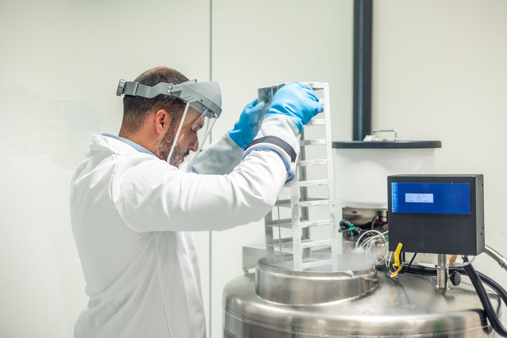 CEO Jerrell Shelton Sells Some Shares of Cryoport (CYRX)