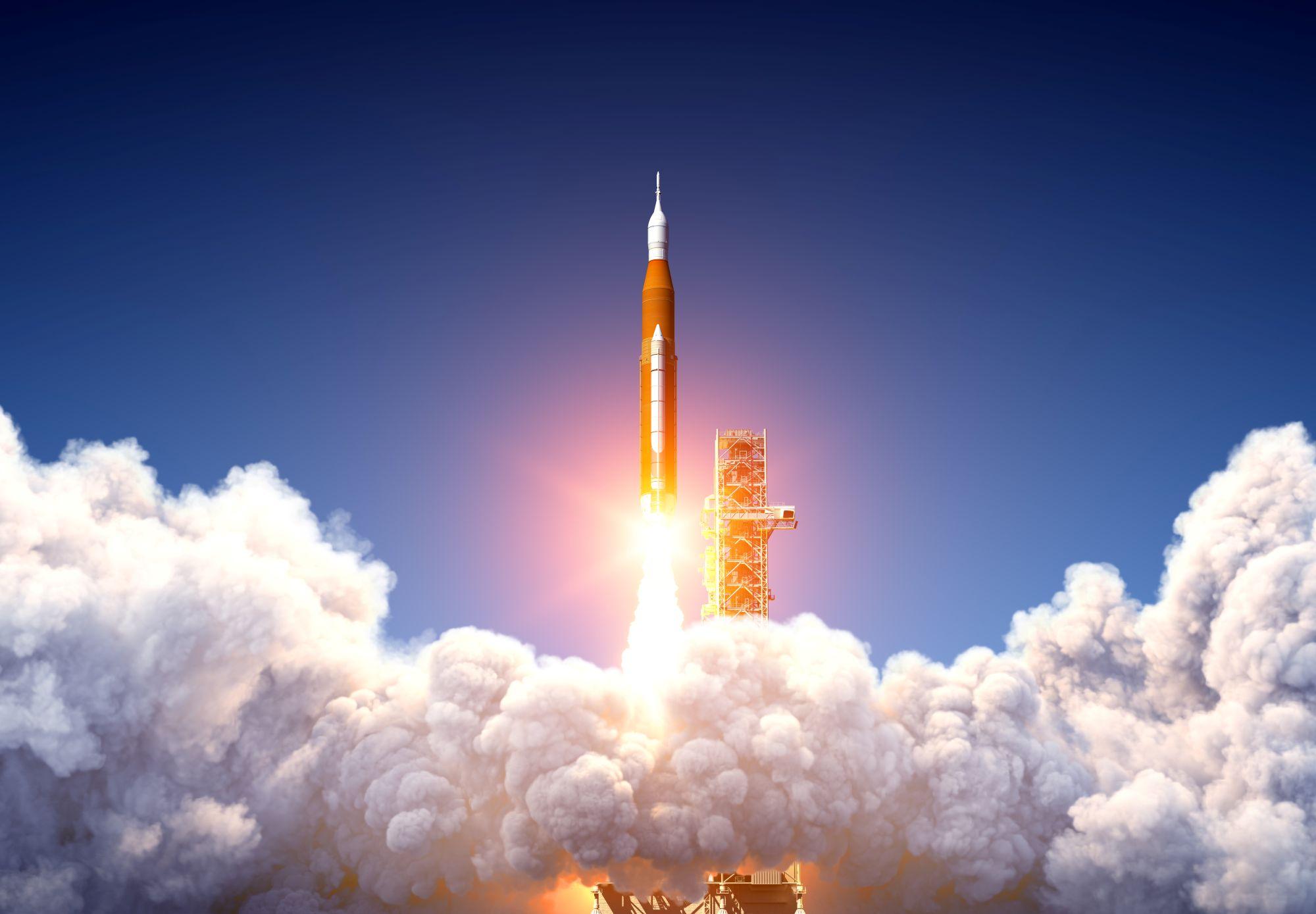 Billionaires Including David Tepper and Philippe Laffont Piled Into SpaceX in the Second Quarter . Should You Follow ?
