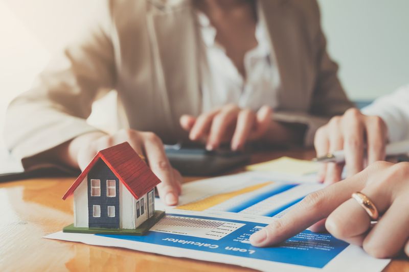 fool.com - Sarah Sidlow - Real Estate ETF Comparison: RWO's Global Exposure or ICF's Domestic Conviction?