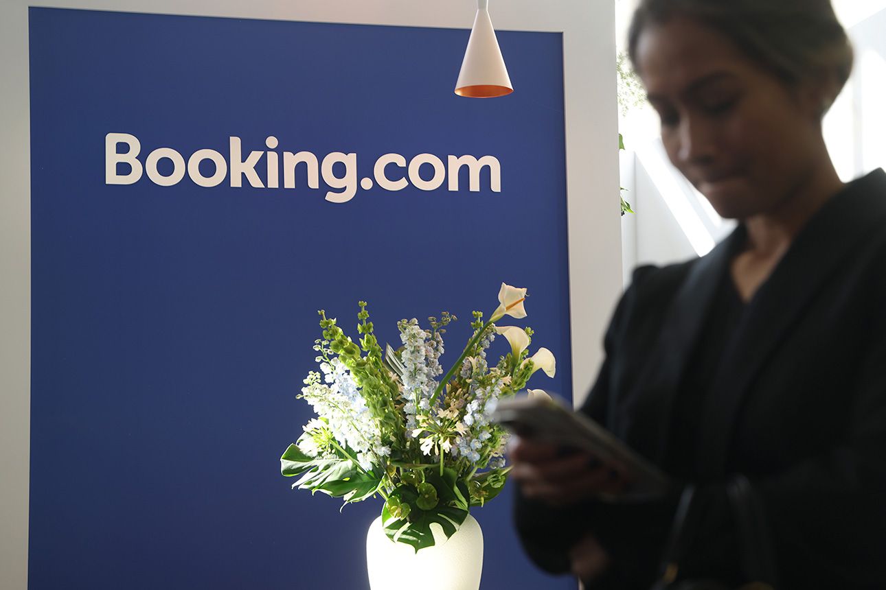 fool.com - Brendan Coffey - Alibaba vs. Booking: Which Travel Provider Stock Is a Better Buy in 2026?