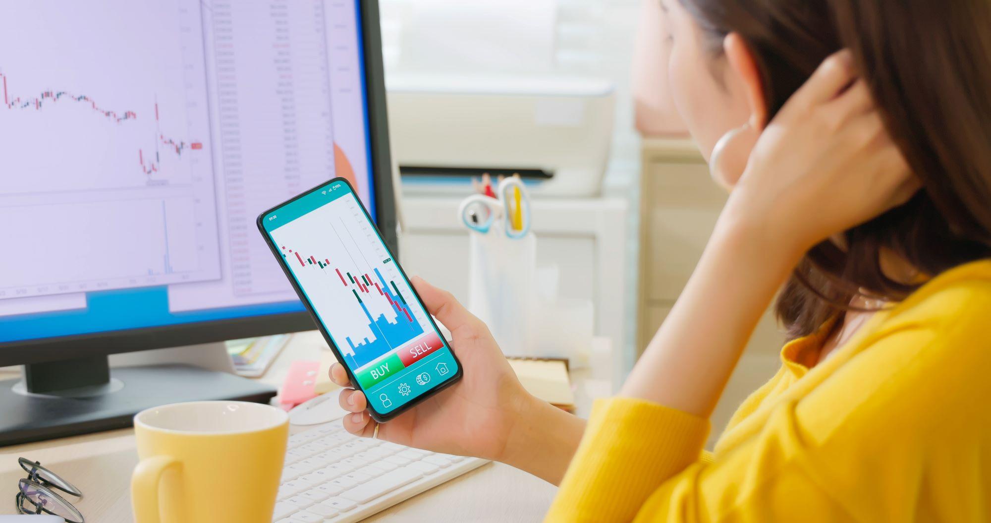 SPTM vs . SCHB Compared : What to Look for in a Broad Market Index Fund