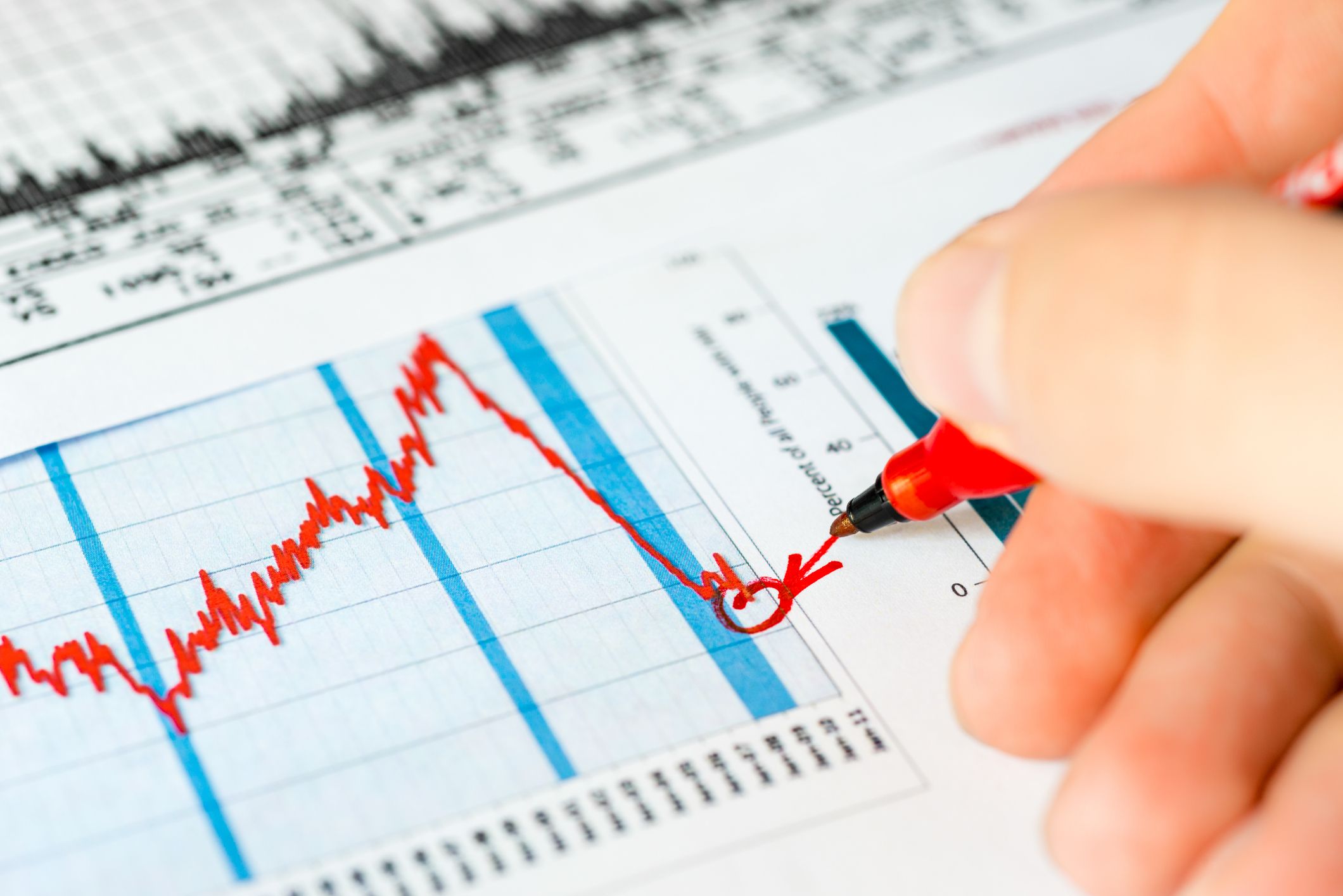 fool.com - Sean Williams - 2 Standout AI Stocks That Can Plunge Up to 93%, According to Select Wall Street Analysts